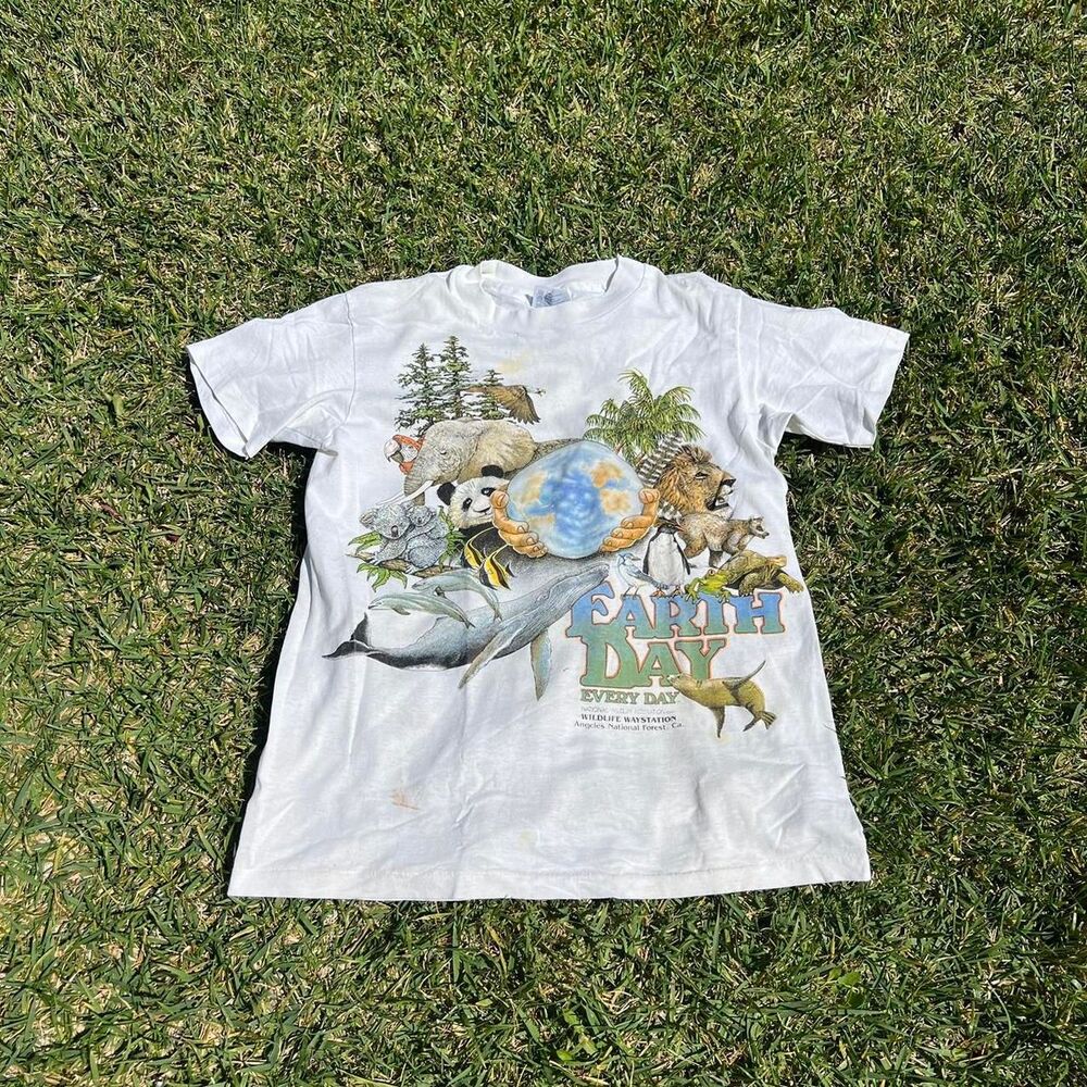 Earth Day 90s AOP tee Mens size S Small y2k rare
